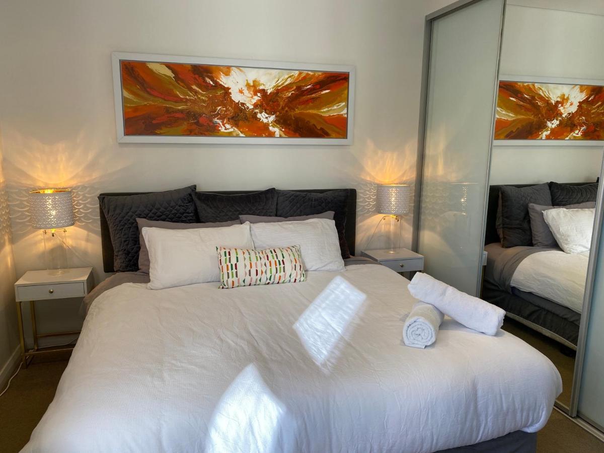 Governor Luxe 1 Bedroom Apartment In The Heart Of Barton Wifi Gym Wine Secure Parking Canberra Kingston Luaran gambar