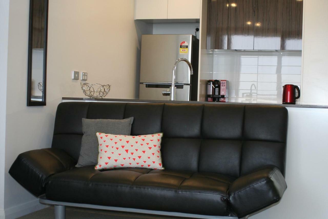 Governor Luxe 1 Bedroom Apartment In The Heart Of Barton Wifi Gym Wine Secure Parking Canberra Kingston Luaran gambar