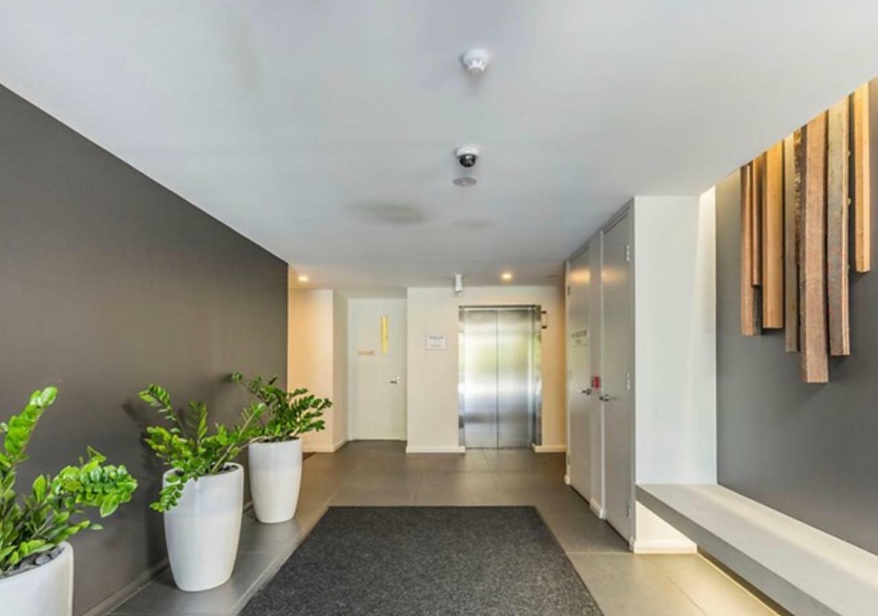 Governor Luxe 1 Bedroom Apartment In The Heart Of Barton Wifi Gym Wine Secure Parking Canberra Kingston Luaran gambar