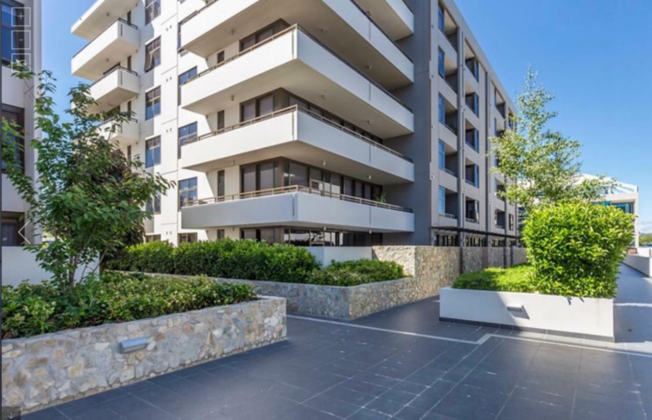 Governor Luxe 1 Bedroom Apartment In The Heart Of Barton Wifi Gym Wine Secure Parking Canberra Kingston Luaran gambar